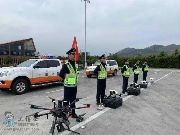 京珠北高速無人機編隊